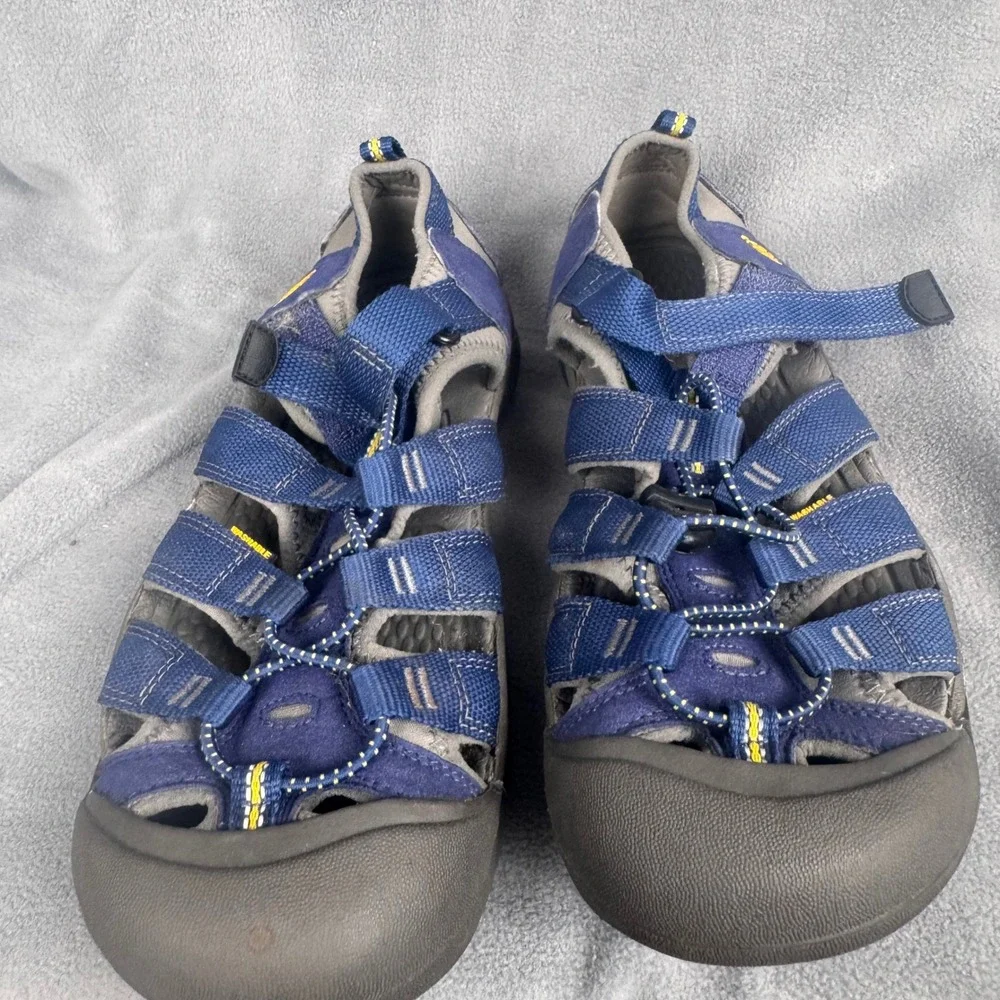 Keen Newport H2 Blue Yellow Waterproof Hiking Sandals Mens 6 Womens 8 1009962